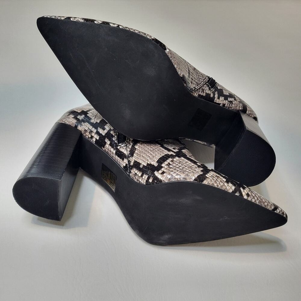 Jeffrey Campbell Raven Snakeskin Heeled Ankle Bootie Python Block Heel Boot Sz 7 - Picture 7 of 10